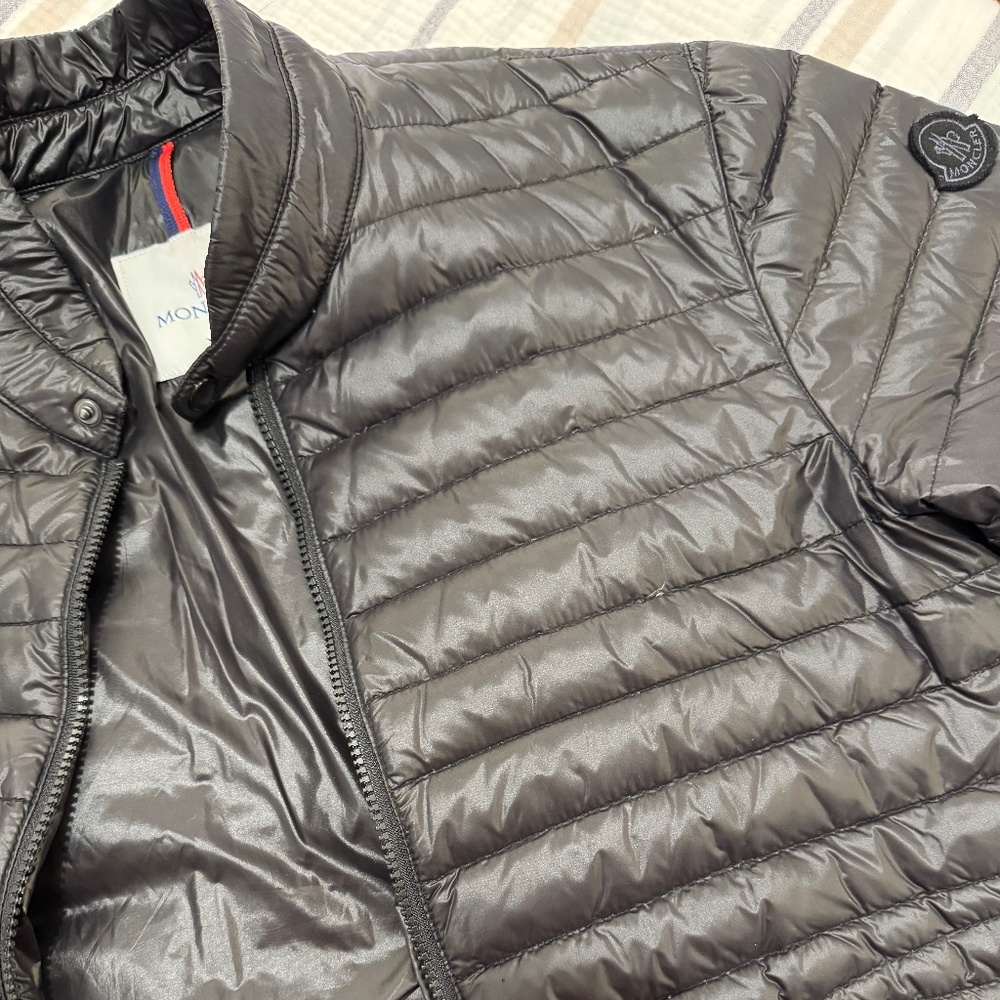 Moncler Lightweight Quilted Down Jacket - Black, Size 3